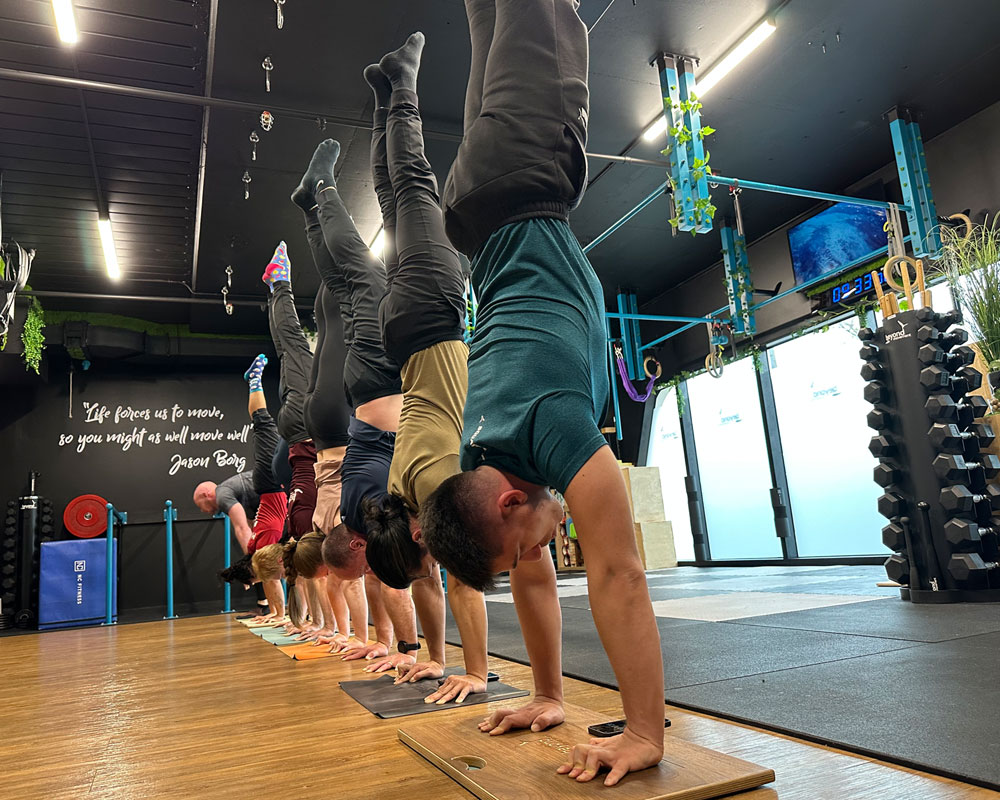 Handstand-Classes